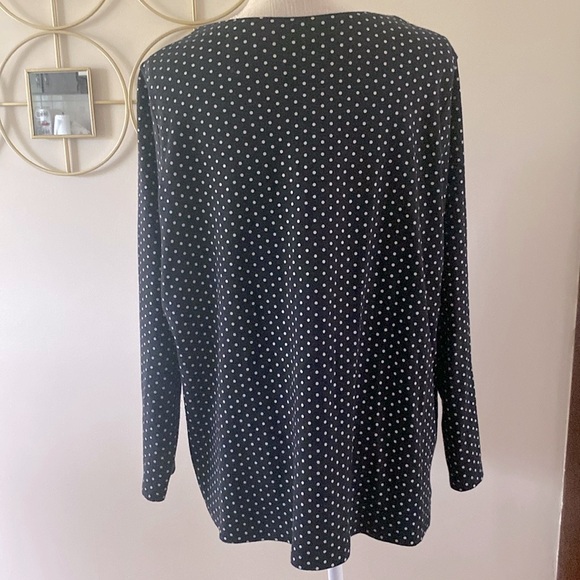 Quacker factory woman’s lightweight white polka dot on black jacket snap front - Picture 6 of 12